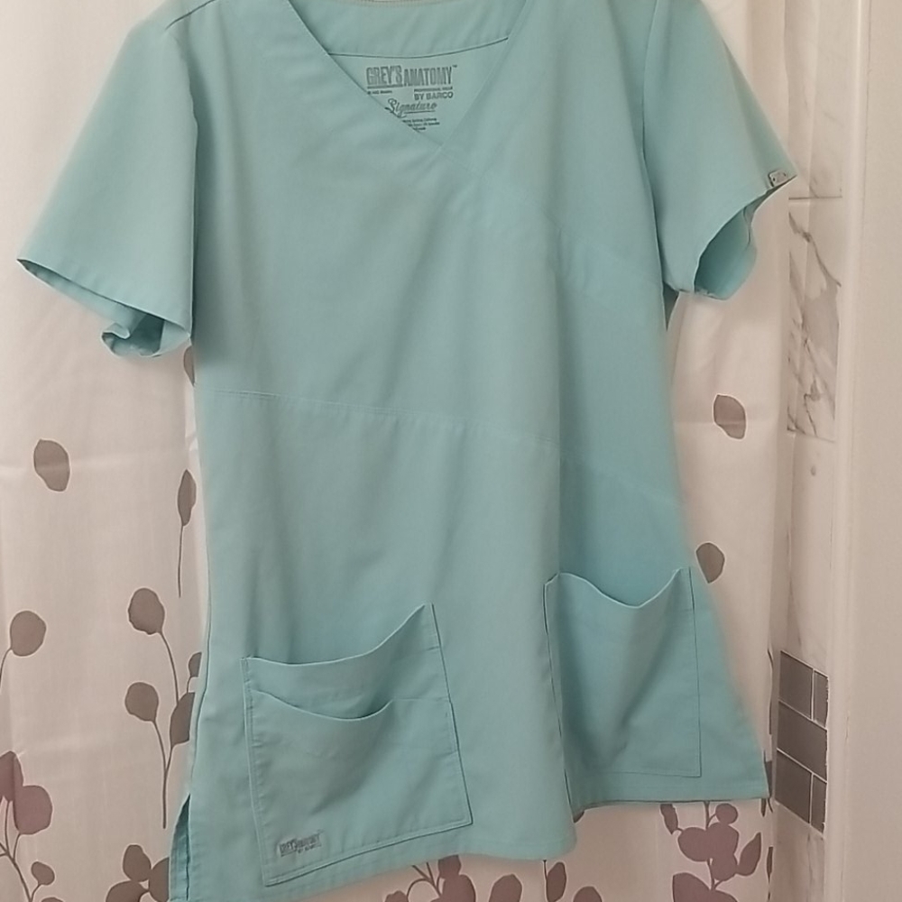 Greys Anatomy Scrub top, mint color, womens size M
